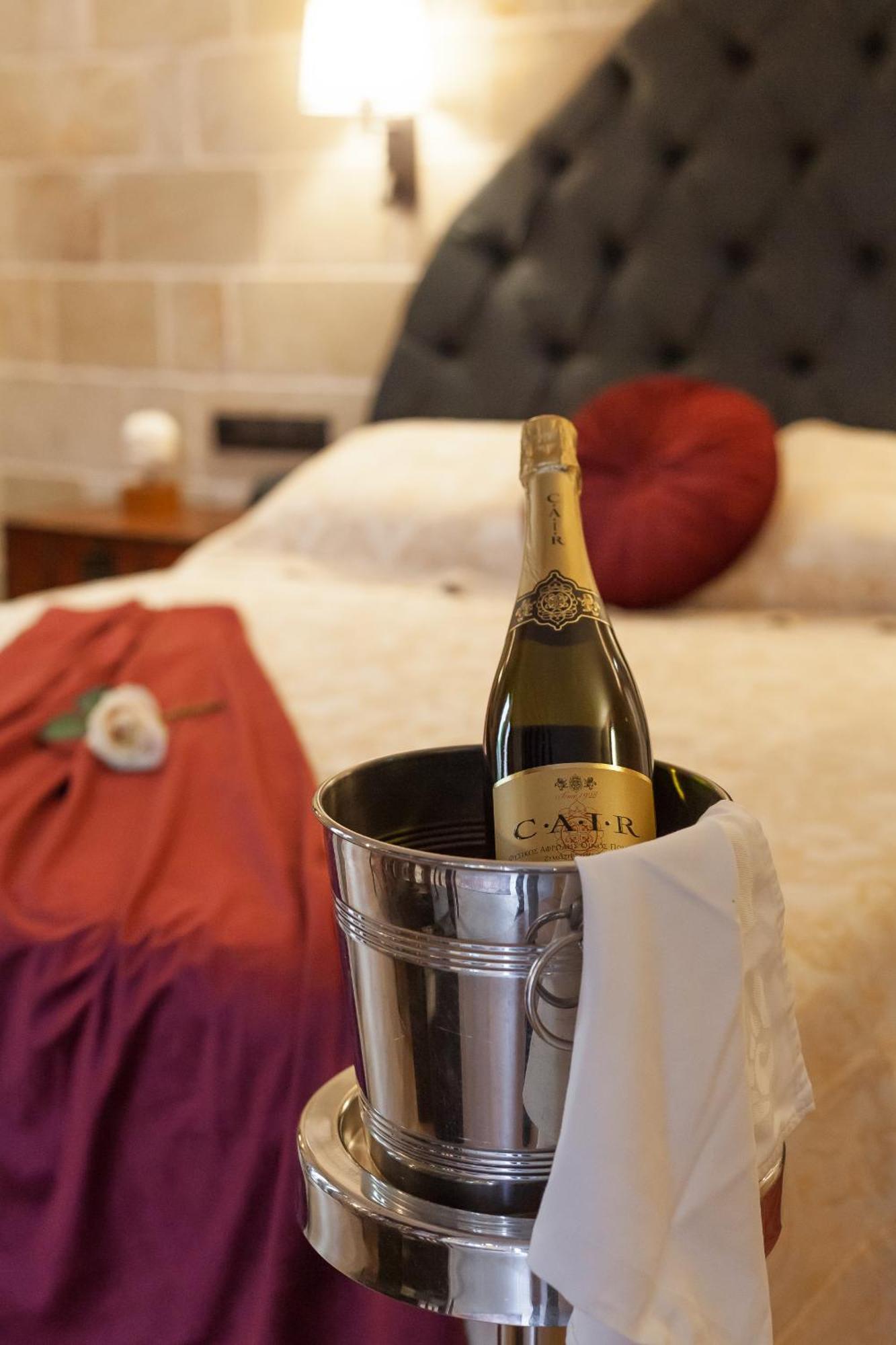 Utopia Luxury Suites - Old Town Rhodes City Eksteriør billede