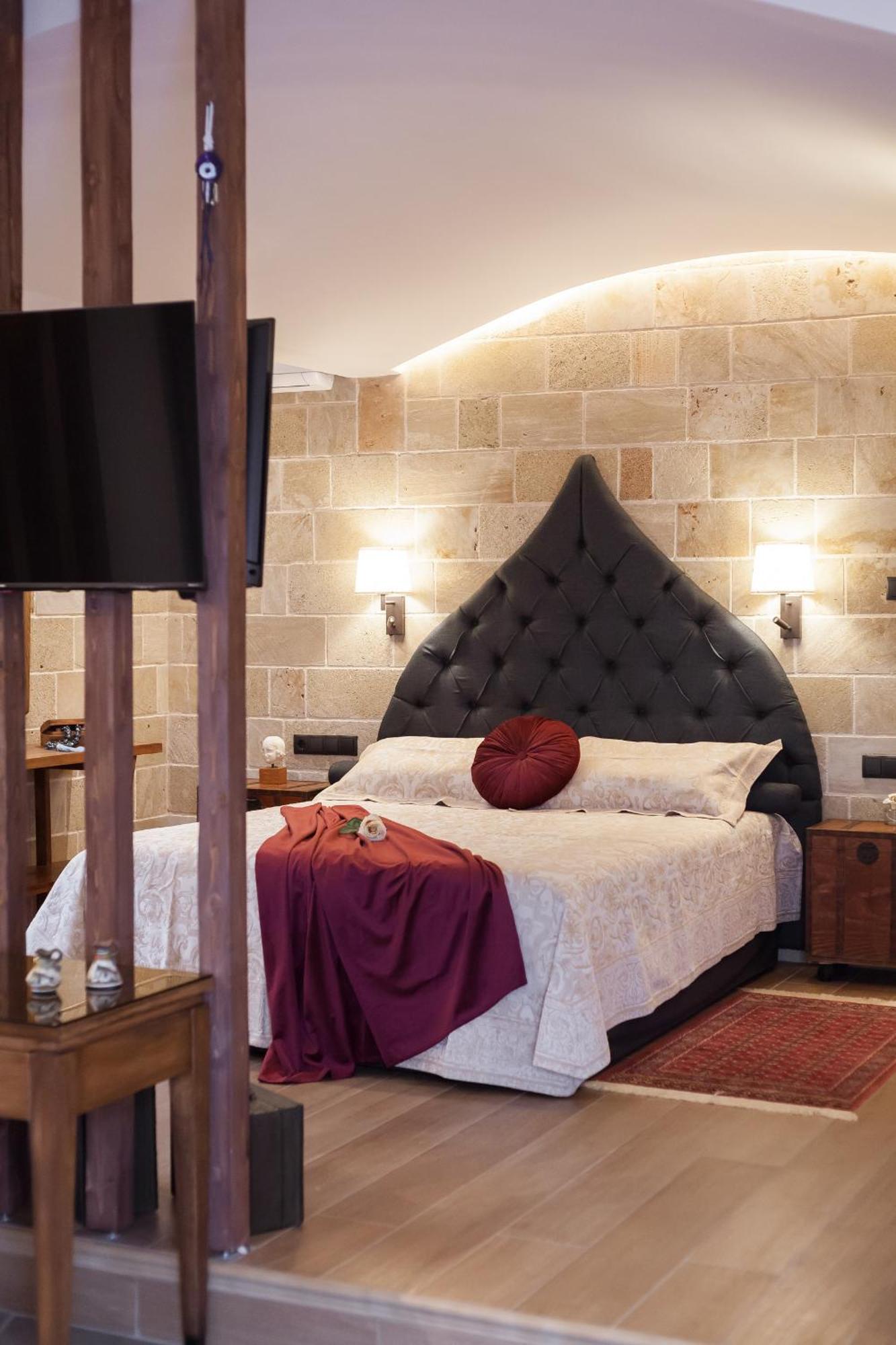 Utopia Luxury Suites - Old Town Rhodes City Eksteriør billede