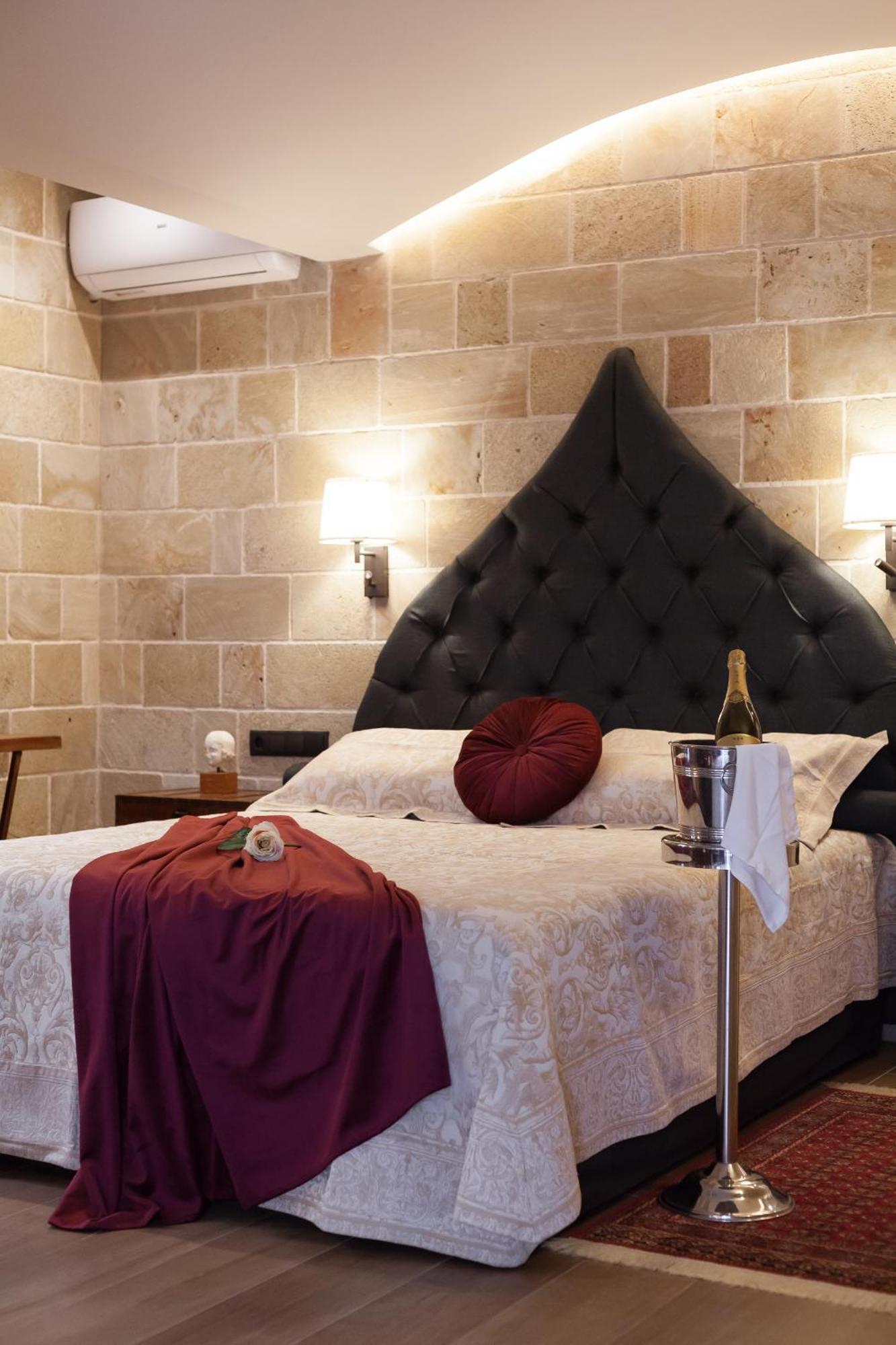 Utopia Luxury Suites - Old Town Rhodes City Eksteriør billede