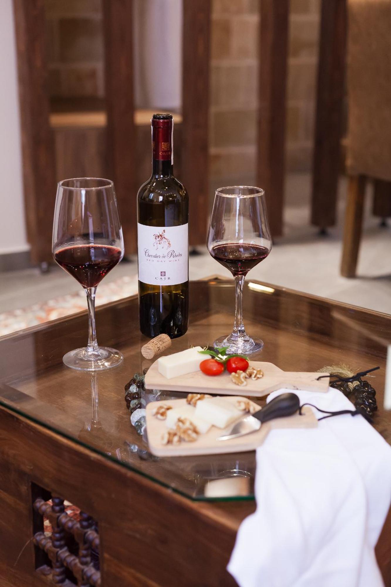 Utopia Luxury Suites - Old Town Rhodes City Eksteriør billede