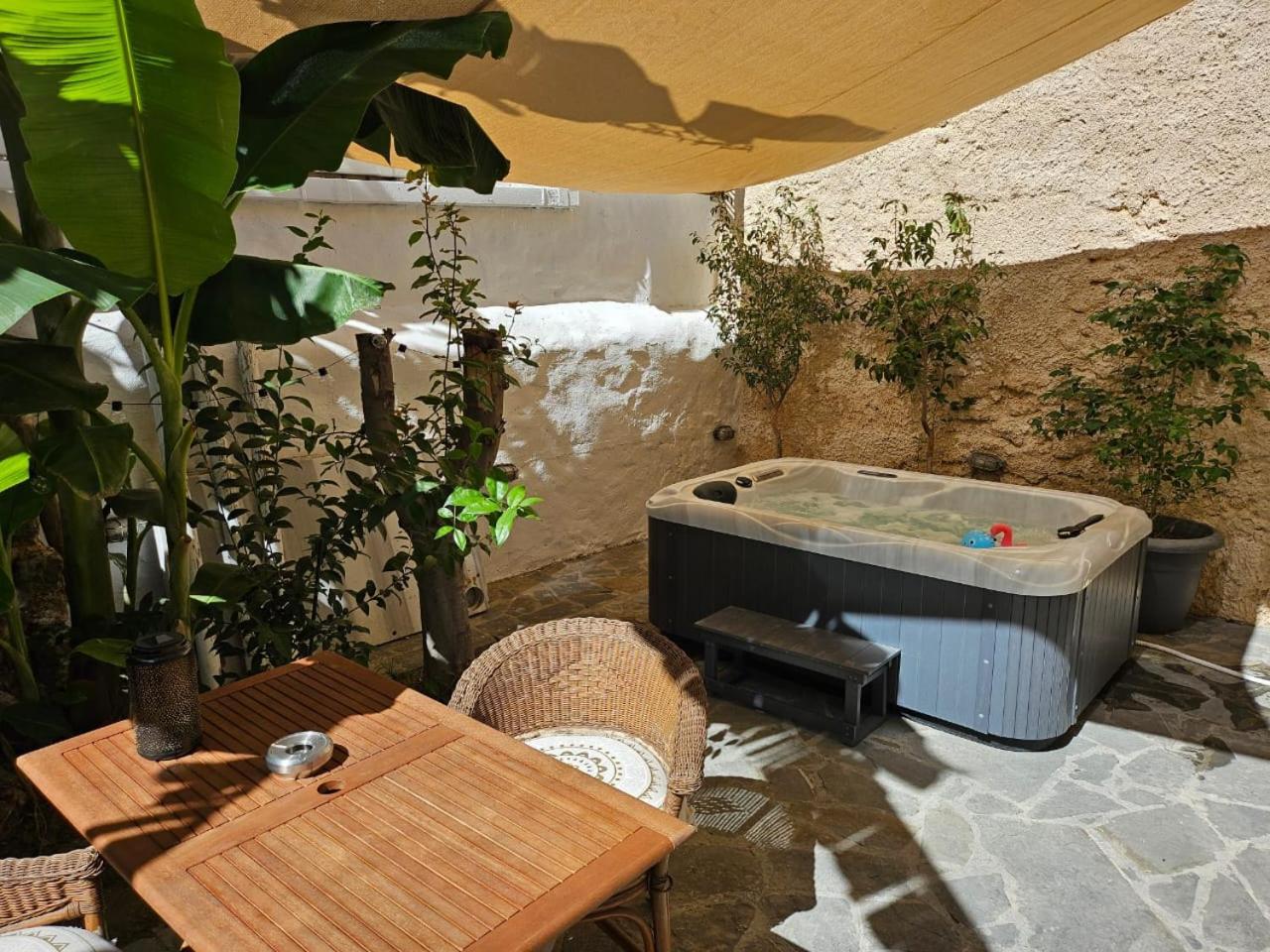 Utopia Luxury Suites - Old Town Rhodes City Eksteriør billede