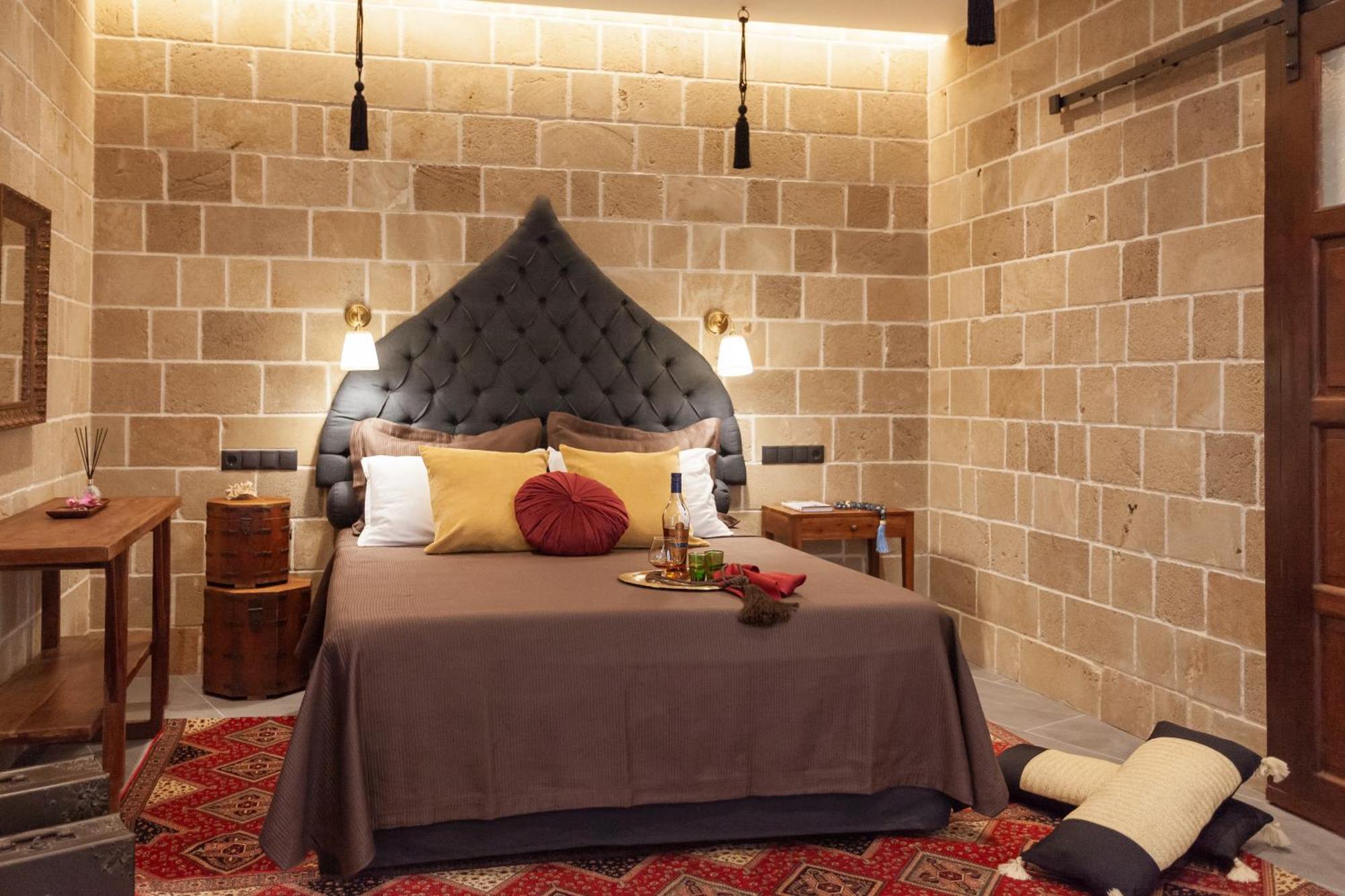 Utopia Luxury Suites - Old Town Rhodes City Eksteriør billede